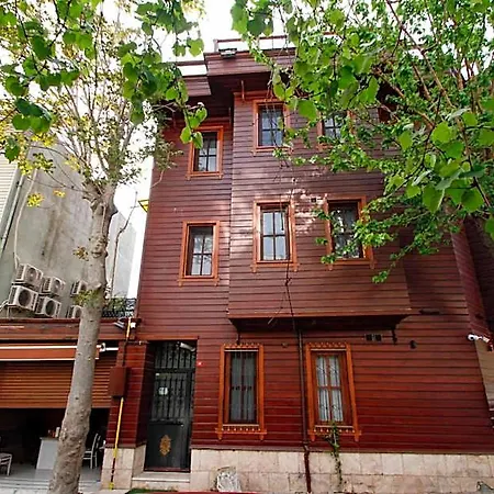 Turna Κωνσταντινούπολη