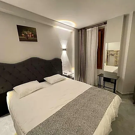 Ξενοδοχείο Turna 3*